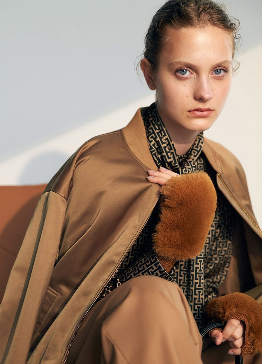 拼接皮草造型手套